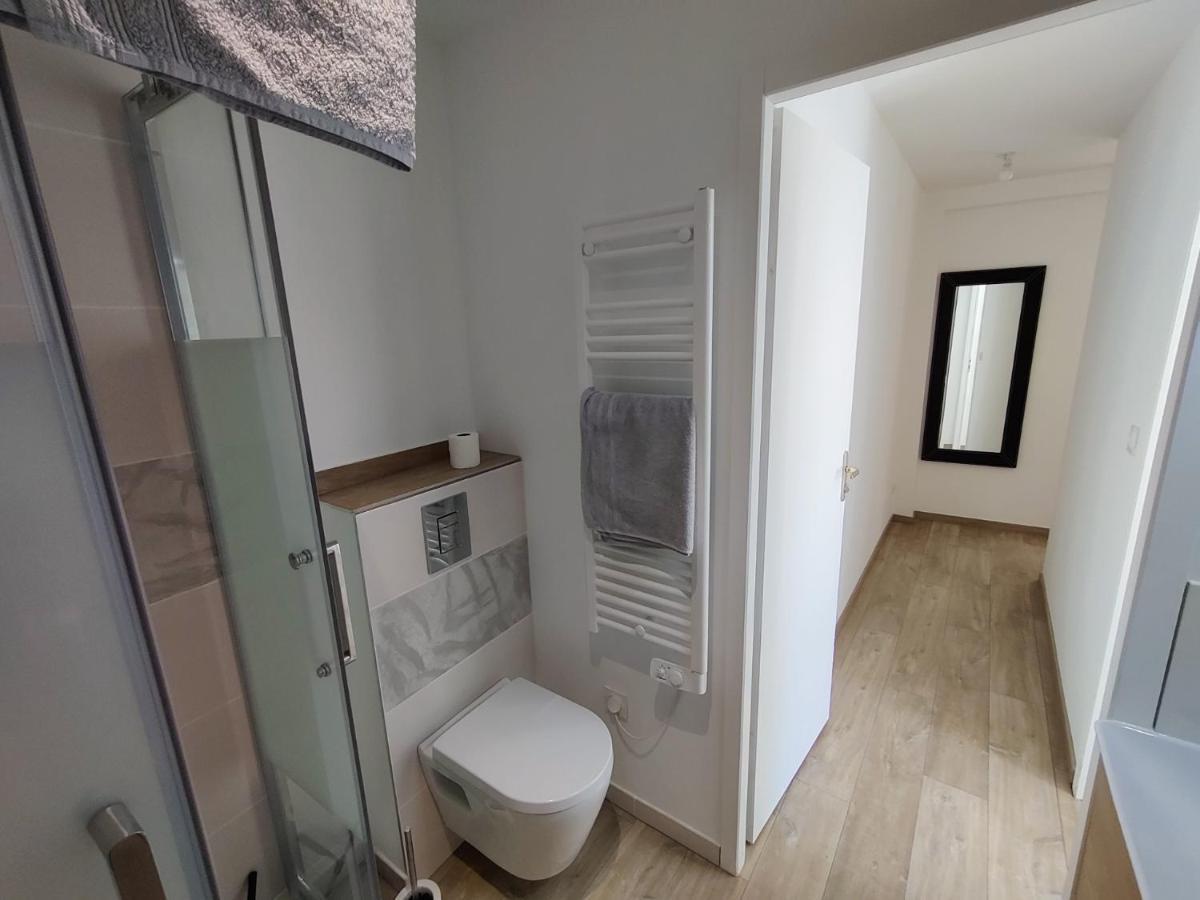 Appartement T3 Plume Hyper Centre D'Ernee Ernée Exterior foto